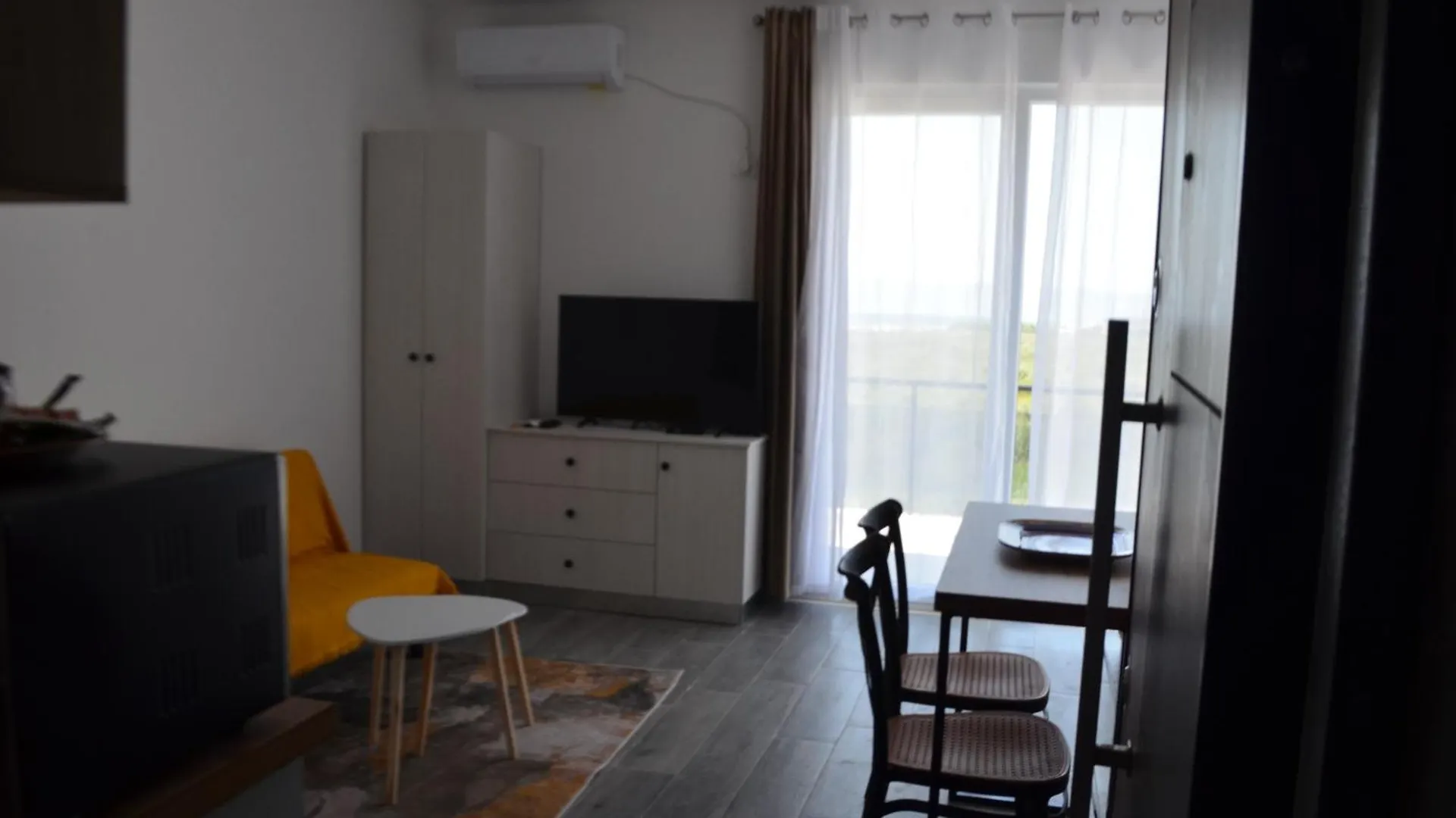 Sea La Vie Tale Apartments