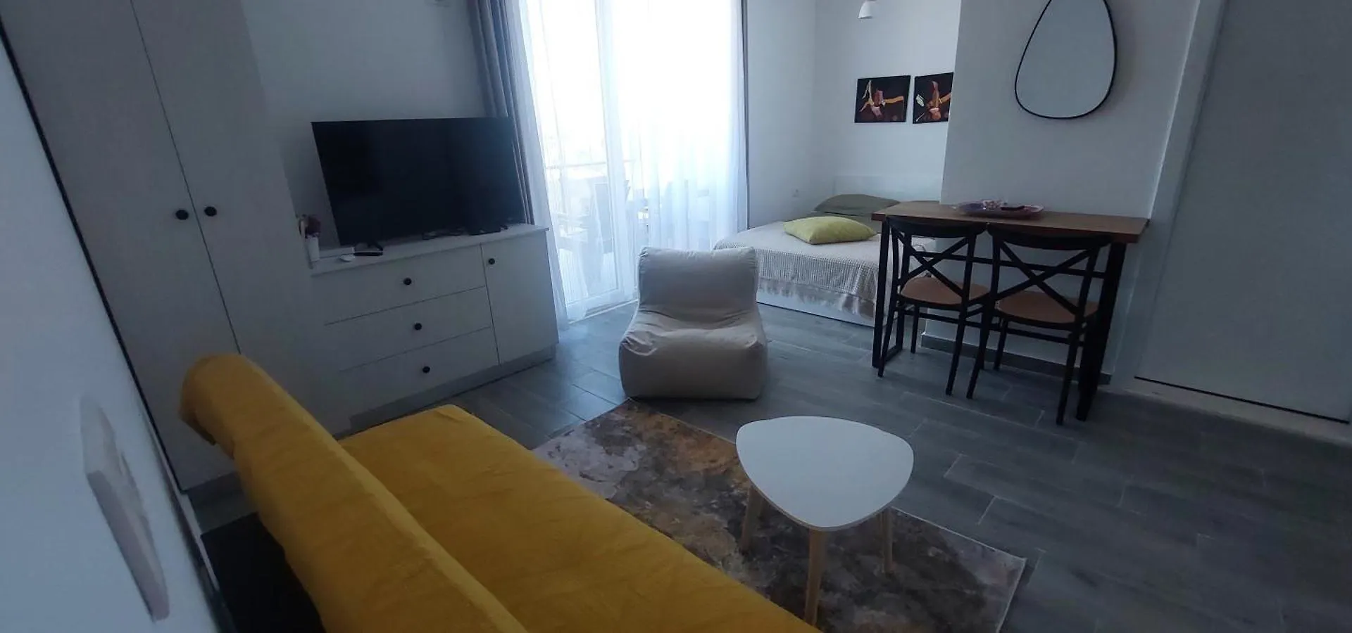 Sea La Vie Tale Apartments